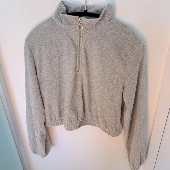 Topshop Velour Half Zip Sweatshirt in Grey UK14 CAD/US 10 - Picture 2 of 3